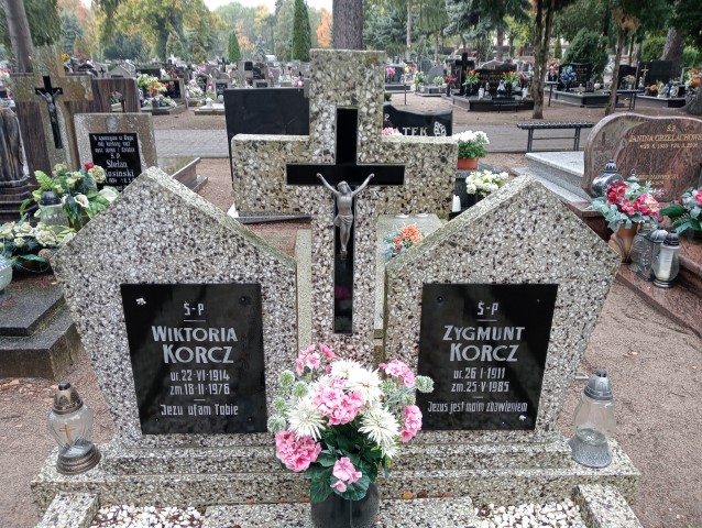 Zygmunt Korcz 1911 Drezdenko - Grobonet - Wyszukiwarka osób pochowanych