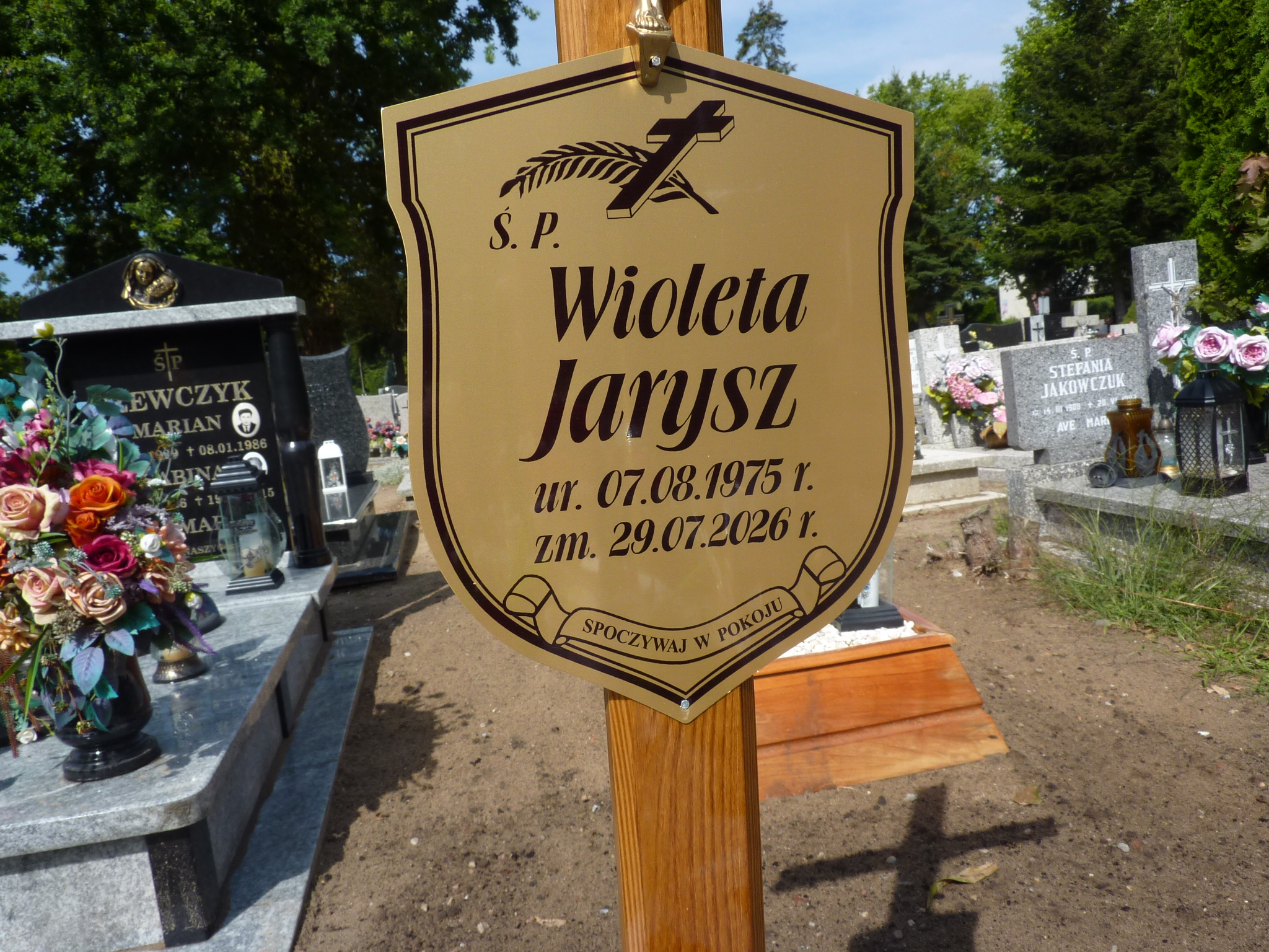 Grób WIOLETA JARYSZ