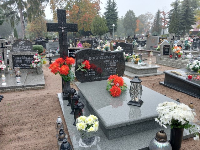 Grób Urszula Bogdziewicz