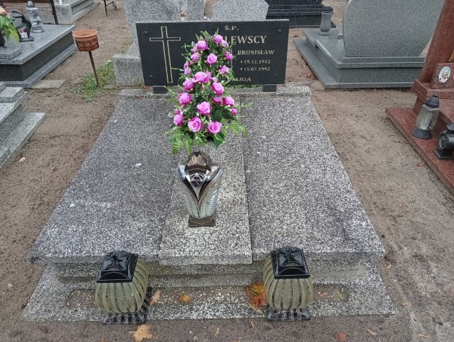 Grób STANISŁAW WASILEWSKI