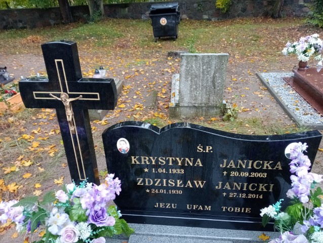 Krystyna Janicka 1933 Drezdenko - Grobonet - Wyszukiwarka osób pochowanych