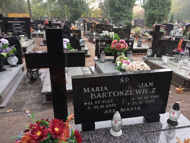 Maria Bartoszewicz 1927 Drezdenko - Grobonet - Wyszukiwarka osób pochowanych