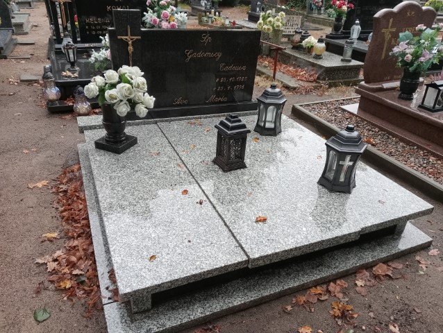 Grób Tadeusz Gadomski