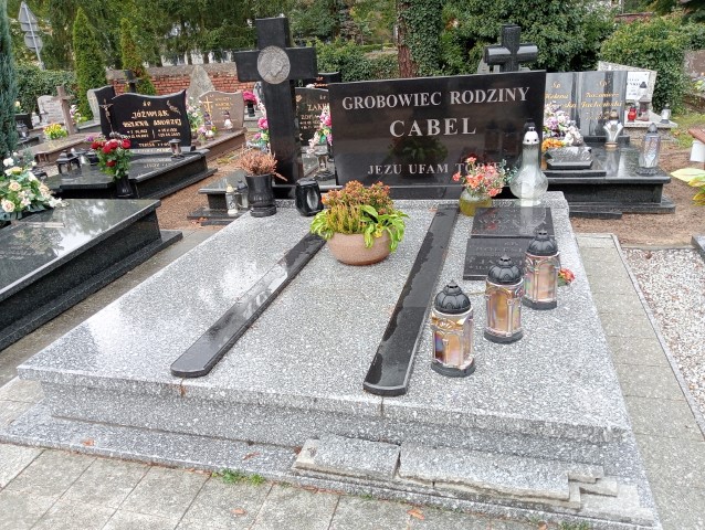 Grób Jadwiga Cabel