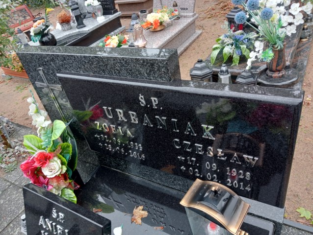 Małgorzata Urbaniak 1963 Drezdenko - Grobonet - Wyszukiwarka osób pochowanych