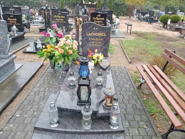 Grób Ewa Lachowicz