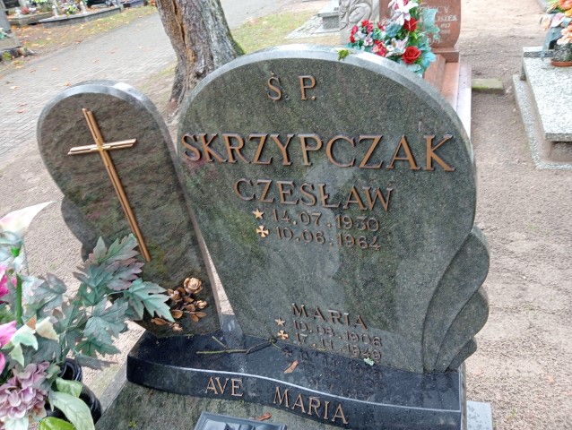 Czesław Skrzypczak 1930 Drezdenko - Grobonet - Wyszukiwarka osób pochowanych
