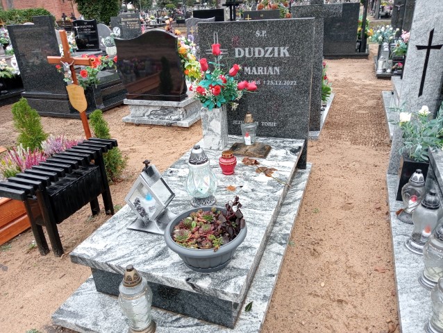 Grób GENOWEFA DUDZIK