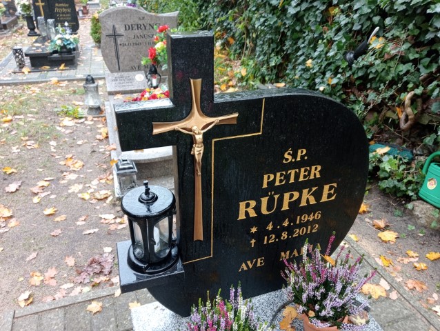 Peter Rupke 1946 Drezdenko - Grobonet - Wyszukiwarka osób pochowanych