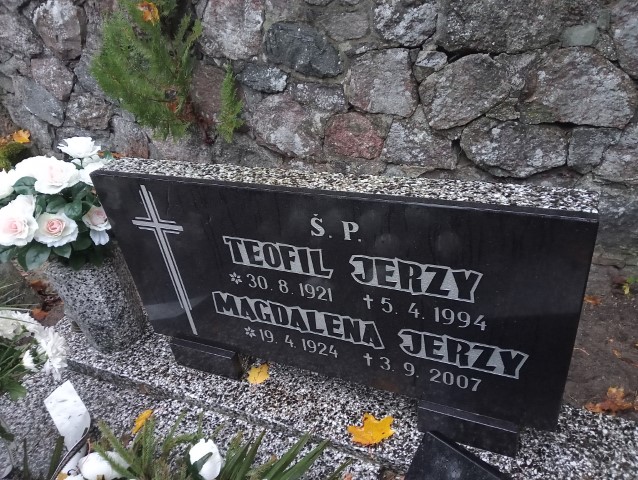 Teofil Jerzy 1921 Drezdenko - Grobonet - Wyszukiwarka osób pochowanych
